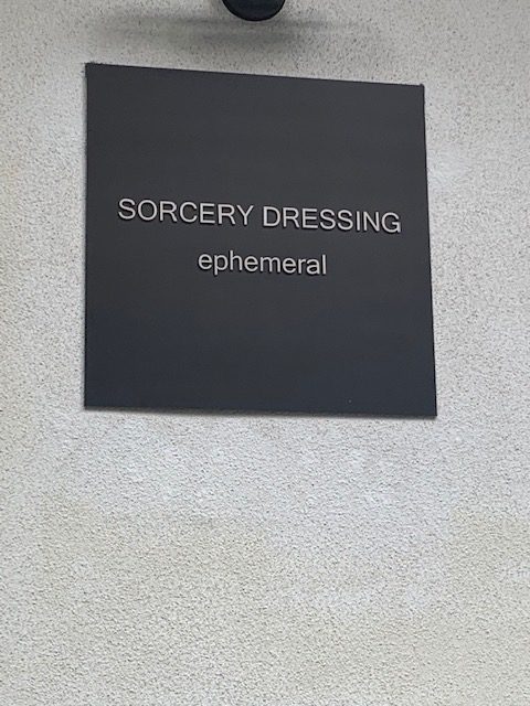 オフィス近くの素敵なお花屋さん Sorcery Dressing Ephemeral スキンロジカル スタッフブログ